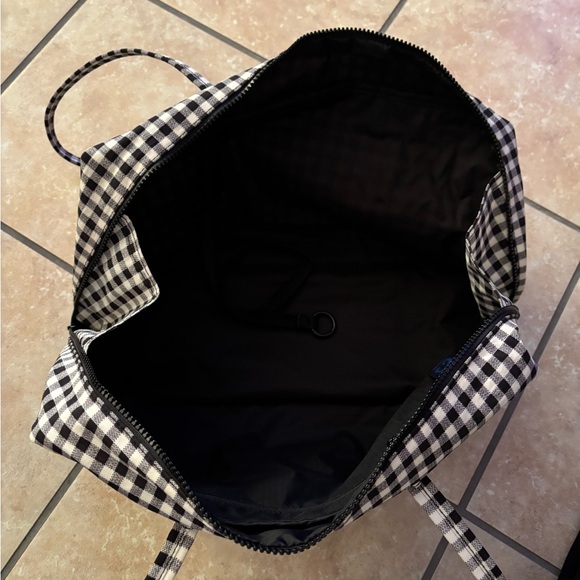 BAGGU Black and White Gingham Shoulder Bag - Picture 2 of 2